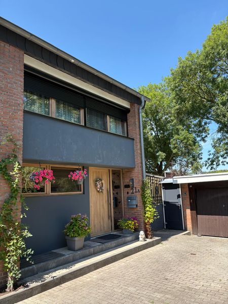 Charmantes Split-Level-Haus mit Garage auf 660 m² Grundstück